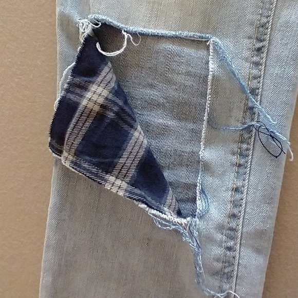 Women's Dollhouse - Charley Jeans - like new - Size 3 Waist 26 - Picture 6 of 14